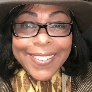 Meet your Posher, Gale